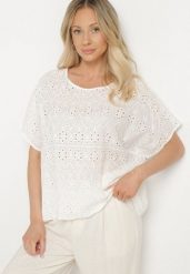 Biała Ażurowa Bluzka z Bawełny Volleira. Białe bluzki damskie Born2be, l, w ażurowe wzory, z bawełny, eleganckie, bez kołnierzyka, bez ramiączek. Za 49.99 zł.