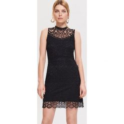 Sukienka z gipiury - Czarny. Sukienki damskie marki Reserved. Za 159.99 zł.