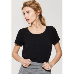 Koszulka z krótkim rękawem - Czarny. T-shirty damskie marki House, z krótkim rękawem. W wyprzedaży za 29.99 zł.