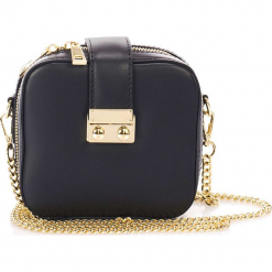Skórzana torebka w kolorze czarnym - 15 x 14 x 6 cm. Czarne torby na ramię damskie Black Bags. W wyprzedaży za 195.95 zł.