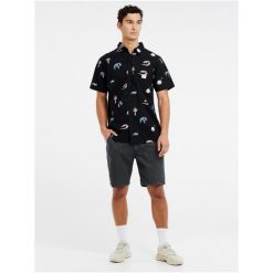 Koszulka męska Protest PRTNEMTO short sleeve shirt. Czarne koszulki sportowe męskie Protest, na lato, m, bez wzorów, bez kołnierzyka, bez ramiączek. Za 199.90 zł.