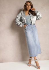 Jasnoniebieska Jeansowa Spódnica High Waist z Nitami Przy Kieszeniach Nellajoy. Niebieskie spódnice damskie Renee, m, bez wzorów, z jeansu, eleganckie, z podwyższonym stanem, midi, koszulowe. Za 89.99 zł.