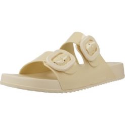 Sandały IGOR S10334 Żółty. Żółte sandały damskie Igor, bez wzorów, z gumy, bez obcasa, bez zapięcia. Za 179.99 zł.