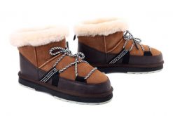 Emu Australia W12434 Sharky Mini chocolate, botki damskie. Brązowe botki damskie Emu Australia, na zimę, ze skóry, bez obcasa, bez zapięcia. Za 594.92 zł.