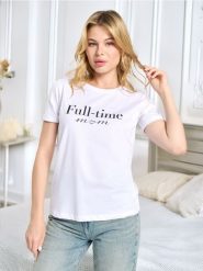 Koszulka z napisem - biały. Białe t-shirty damskie Sinsay, l, bez wzorów, z bawełny, bez kołnierzyka. W wyprzedaży za 14.99 zł.