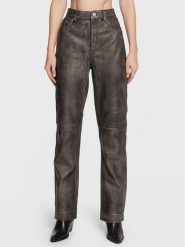 Remain Spodnie skórzane Lynn RM1819 Czarny Regular Fit. Czarne spodnie materiałowe damskie Remain, bez wzorów, ze skóry. Za 2,149.00 zł.