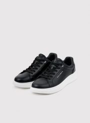 PAKO LORENTE – Czarne sneakersy męskie z logo PL. Czarne buty sportowe męskie Pako Lorente, bez zapięcia. Za 199.99 zł.