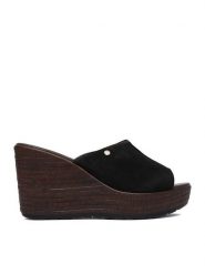Lasocki Klapki CEO-WI23-LEMONE-04 Czarny. Czarne klapki damskie Lasocki, bez wzorów, ze skóry, bez obcasa. Za 179.99 zł.