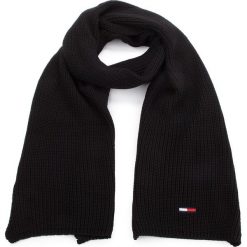 Szal TOMMY JEANS - Tju Basic Rib Scarf AU0AU00288 002. Szaliki i chusty damskie marki Tommy Jeans. W wyprzedaży za 159.00 zł.