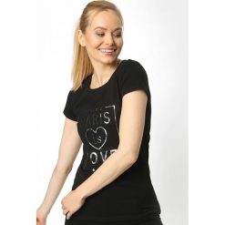 Czarny T-shirt Brugh. Czarne t-shirty damskie Born2be. Za 29.99 zł.