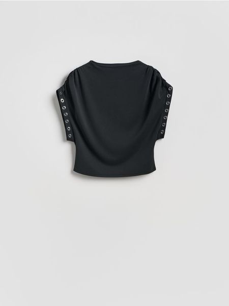 Bluzka z ozdobnymi okuciami - ciemnoszary. Szare bluzki damskie Reserved, l, bez wzorów, z dzianiny, bez kołnierzyka, bez ramiączek. W wyprzedaży za 29.99 zł.