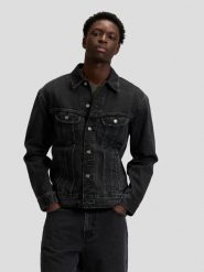 MESKA KURTKA LEE RELAXED RIDER JACKET REKINDLE 112376447. Płaszcze męskie Lee, s, bez wzorów, z jeansu, bez kaptura. Za 199.99 zł.