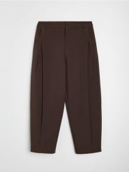 Spodnie barrel leg z domieszką wiskozy - brązowy. Brązowe spodnie materiałowe damskie Sinsay, l, bez wzorów, z wiskozy. Za 49.99 zł.