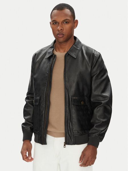 Guess Kurtka z imitacji skóry M5YL01 WGUC0 Czarny Regular Fit. Czarne kurtki męskie Guess, m, z aplikacjami, ze skóry, bez kaptura. Za 519.99 zł.