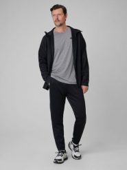 4F Spodnie treningowe szybkoschnące męskie - czarne S. Czarne spodnie sportowe męskie 4f, m, bez wzorów, ze skóry. Za 179.99 zł.