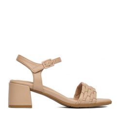 Sandały JENNY. Brązowe sandały damskie Jenny, bez wzorów, bez obcasa, na słupku, bez zapięcia. Za 139.99 zł.