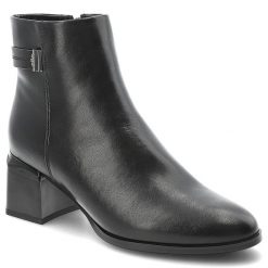 Botki damskie D&A by S.Barski o klasycznym fasonie z ozdobnym paskiem i stabilnym obcasem typu słupek czarne, CR62-3432 Black. Czarne kozaki damskie S.BARSKI, bez obcasa, na obcasie. Za 279.00 zł.