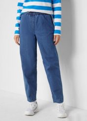 Jeansy mom, high waist, wygodny pas. Niebieskie jeansy damskie bonprix, z podwyższonym stanem. Za 109.99 zł.