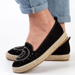 Czarne espadyle damskie S.Barski 33150. Czarne espadryle damskie S.BARSKI, bez wzorów, z zamszu, bez obcasa, na obcasie, bez zapięcia. Za 99.00 zł.