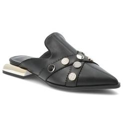 Klapki damskie S.Barski, cholewka ze skóry naturalnej z zabudowanym przodem na niskim obcasie z metaliczną wstawką ozdobione dekoracyjnymi paskami, c. Czarne klapki damskie S.BARSKI, bez wzorów, ze skóry, eleganckie, bez obcasa, na obcasie. Za 278.90 zł.