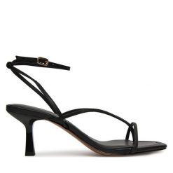 Sandały Aldo. Czarne sandały damskie Aldo, bez wzorów, bez obcasa, na szpilce, bez zapięcia. Za 339.99 zł.