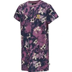 Dziewczęca sukienka z t-shirtem Hummel Drama. Czerwone sukienki dla dziewczynek Hummel, bez wzorów, z bawełny, eleganckie, bez ramiączek, krótkie. Za 161.50 zł.