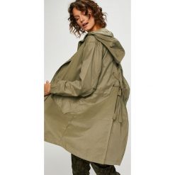 Medicine - Parka Secret Garden. Brązowe parki damskie MEDICINE, z bawełny. W wyprzedaży za 129.90 zł.