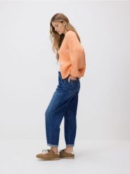 Kardigan z haftem - pomarańczowy. Brązowe kardigany damskie Reserved, l, bez wzorów, z dzianiny. Za 139.99 zł.