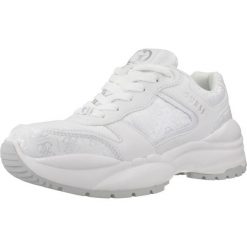 Buty GUESS FLFSAM FAL12 Biały. Białe obuwie sportowe damskie Guess, z aplikacjami, z syntetyku, trekkingowe. Za 454.99 zł.