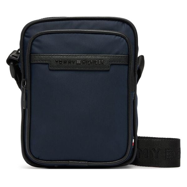 Saszetka Tommy Hilfiger. Niebieskie saszetki męskie Tommy Hilfiger, młodzieżowe, małe. Za 159.99 zł.