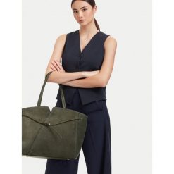 Torebka BOSS. Zielone torebki do ręki damskie Boss, bez wzorów, klasyczne, bez dodatków. Za 1,914.00 zł.