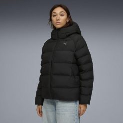 Damska kurtka z kapturem Mono PUMA Black. Czarne kurtki sportowe damskie Puma, bez wzorów, z kapturem, do biegania. Za 699.00 zł.
