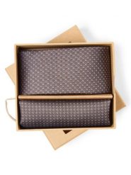 Finshley & Harding London krawat i poszetka z jedwabiu Mężczyźni Jedwab brązowy, ONE SIZE. Brązowe krawaty i muchy Finshley & Harding London, bez wzorów, z jedwabiu, eleganckie. Za 199.95 zł.