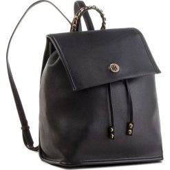 Plecak TOMMY HILFIGER - Tommy Chain Backpack AW0AW05807 002. Plecaki damskie marki Tommy Hilfiger. W wyprzedaży za 489.00 zł.
