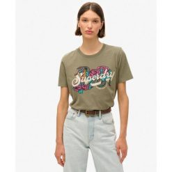 Damska koszulka na co dzień Superdry Tattoo Script. Zielone koszulki sportowe damskie Superdry., bez wzorów, bez kołnierzyka, bez ramiączek. Za 164.00 zł.