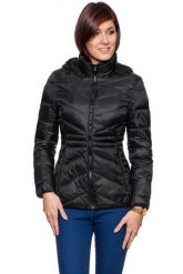 DAMSKA KURTKA ZIMOWA WRANGLER SHORT PUFFER BLACK W4124V501 112128755. Czarne kurtki damskie Wrangler, na zimę, xs, bez wzorów, bez kaptura. W wyprzedaży za 119.99 zł.