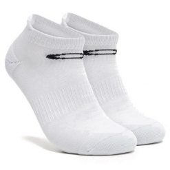Oakley Skarpety Ankle Tab Fos901520-Bdm. Białe skarpety męskie Oakley, bez wzorów. W wyprzedaży za 92.40 zł.