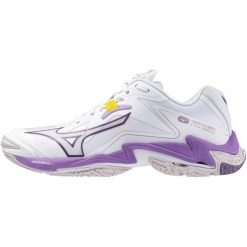 Damskie buty halowe Mizuno Wave Lightning Z Wos. Białe obuwie sportowe damskie Mizuno, bez wzorów, do piłki ręcznej, mizuno wave. W wyprzedaży za 574.95 zł.