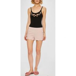 Tally Weijl - Szorty. Szare szorty damskie TALLY WEIJL, z elastanu, casualowe. Za 119.90 zł.