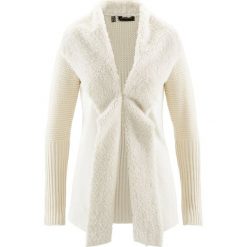 Sweter rozpinany ze sztucznym futerkiem bonprix kremowy. Brązowe kardigany damskie bonprix, z haftami. Za 109.99 zł.