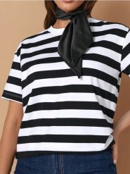 Koszulka basic - wielobarwny. T-shirty damskie Sinsay, l, bez wzorów, bez kołnierzyka. W wyprzedaży za 14.99 zł.