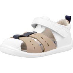 Sandały TITANITOS B500 EVO Biały. Białe sandały męskie TITANITOS, ze skóry, bez zapięcia. Za 165.99 zł.