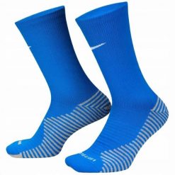 Skarpety Piłkarskie Unisex Dla Dorosłych Strike DriFIT. Niebieskie skarpety męskie Nike, bez wzorów, z bawełny. Za 49.99 zł.