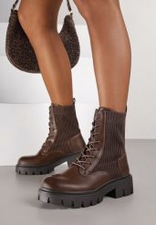 Brązowe Botki Typu Workery z Elastyczną Cholewką Polie. Brązowe botki damskie Born2be, z jeansu, bez obcasa, na płaskiej podeszwie, bez zapięcia. Za 149.99 zł.