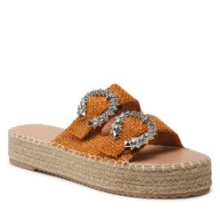 Espadryle DeeZee. Brązowe espadryle damskie DeeZee, bez wzorów, bez obcasa, bez zapięcia. Za 119.99 zł.