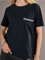 Koszulka z ozdobną kieszonką - czarny. Czarne t-shirty damskie Sinsay, l, bez wzorów, bez kołnierzyka. Za 12.99 zł.