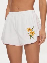 Guess Szorty materiałowe Zoey V4GD05 KC5R0 Biały Loose Fit. Białe szorty damskie Guess, xl, z aplikacjami, z materiału. Za 469.99 zł.