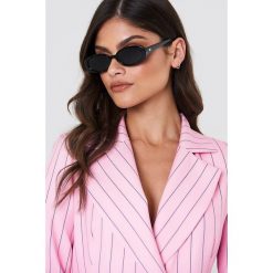 Le Specs Okulary przeciwsłoneczne Outta Love - Black. Czarne okulary przeciwsłoneczne damskie Le Specs. Za 222.95 zł.