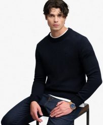 Superdry Sweter Preppy Cotton – relaxed fit, 100% bawełna organiczna. Niebieskie swetry przez głowę męskie Superdry., l, bez wzorów, z bawełny, bez kołnierzyka. Za 330.60 zł.