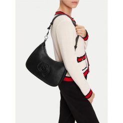Torebka Beverly Hills Polo Club. Czarne torebki do ręki damskie Beverly Hills Polo Club, bez wzorów, klasyczne, bez dodatków. Za 159.99 zł.